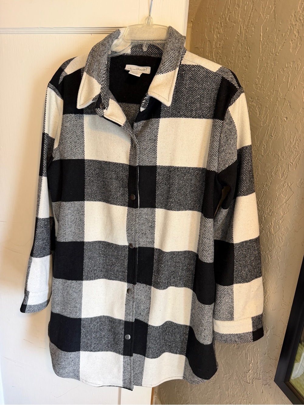 Women’s Black and White Plaid Trench Shacket by